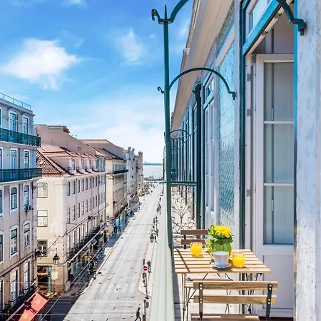 Apartment Life Is Good In Baixa Lisbon