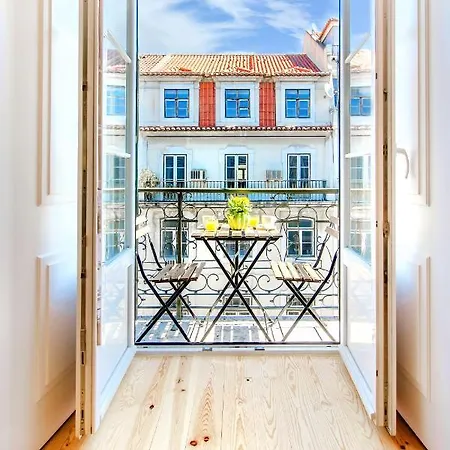Apartment Life Is Good In Baixa Lisbon