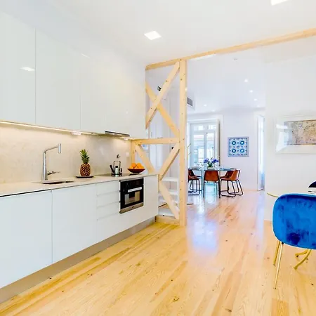 Life Is Good In Baixa Apartment