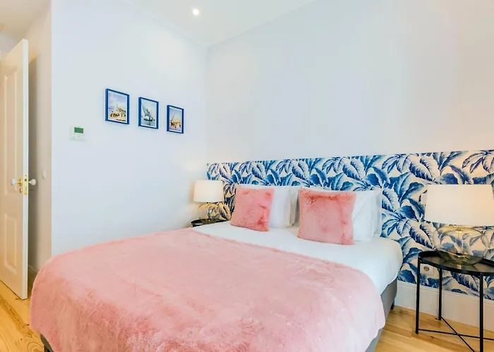 Life Is Good In Baixa Apartment