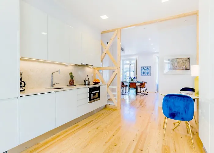 Life Is Good In Baixa