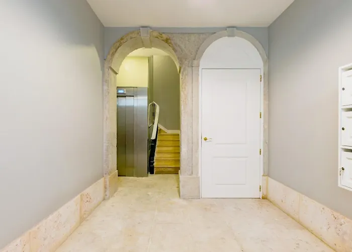 Life Is Good In Baixa Lisboa