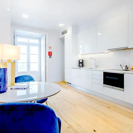 Life Is Good In Baixa Лиссабон